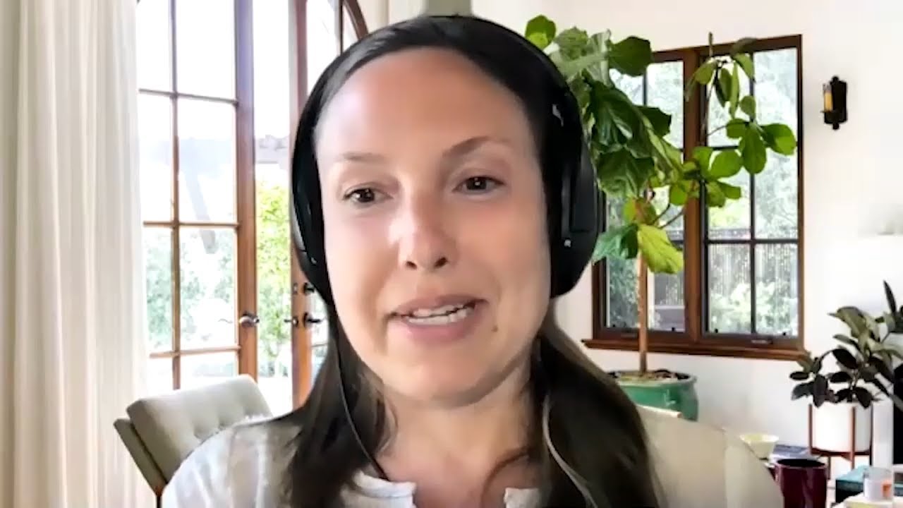 Behavioral techniques to manage insomnia in neurology patients
